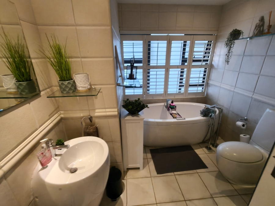 4 Bedroom Property for Sale in Cashan North West